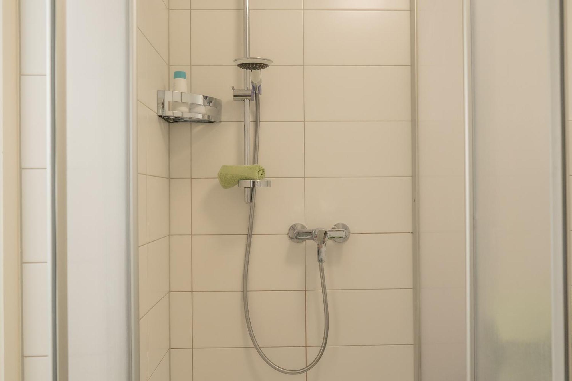 Einzigartiges Scandi Apartment - Innenstadt Mit Parkplatz, Balkon & Wlan - Perfekt Fuer Radfahrer Riedlingen Exterior foto